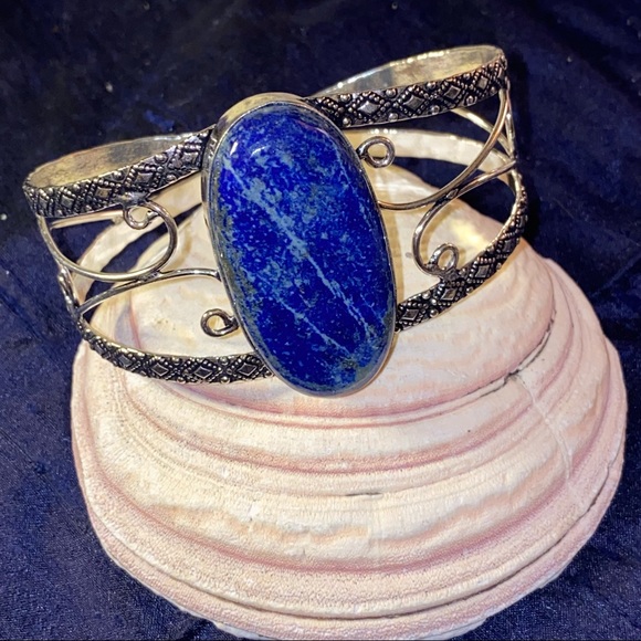 Lapis Lazuli Natural Gemstone handmade cuff - Picture 4 of 7